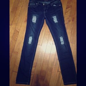 WHAT’S HOT Blue Jeans